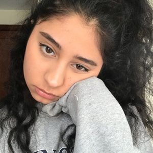 Meet your Posher, Sophia